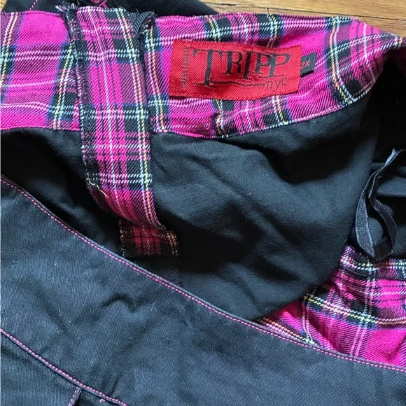 Tripp NYC Black and Pink Checkered Skirt - Picture 6 of 14